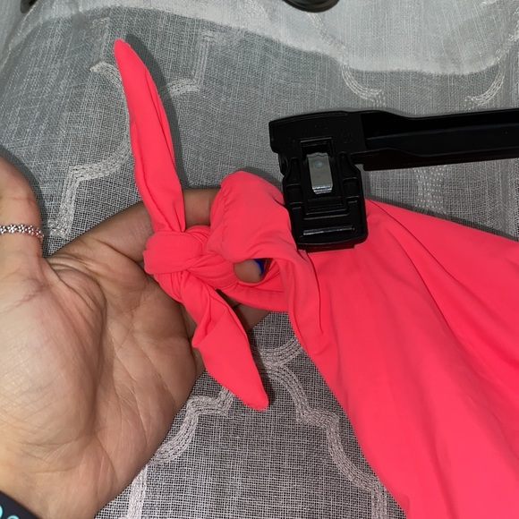 2-piece bikini - Picture 7 of 9